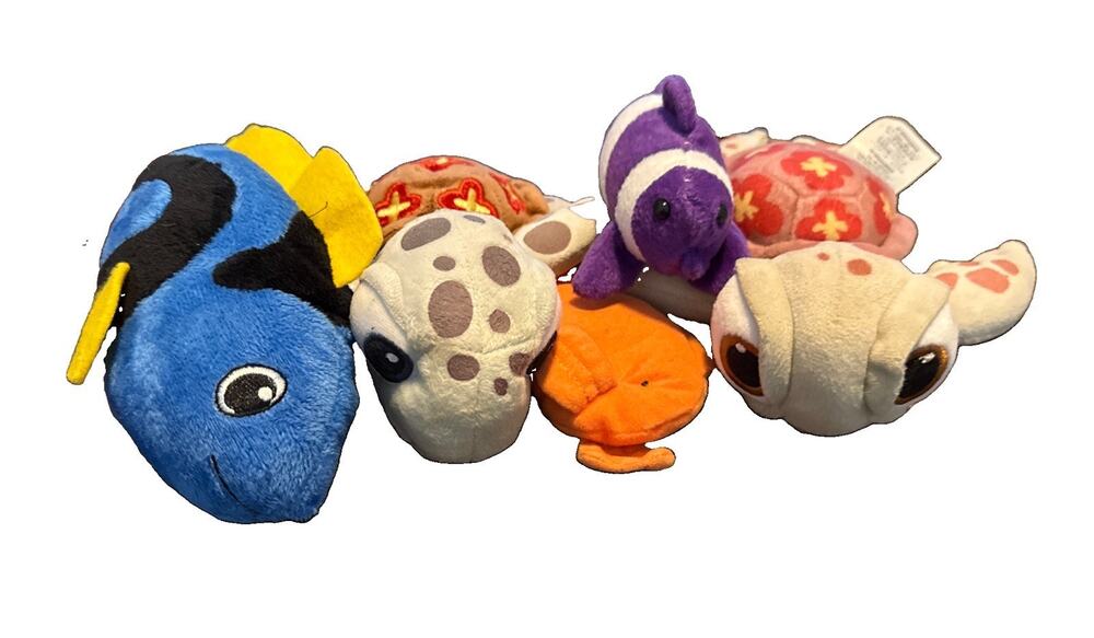 Squirt Small Soft Toy 7 1/2” Finding Nemo Lot Plush- See Description*
